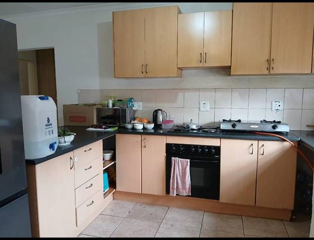 2 BEDROOM APARTMENT FOR SALE IN VORNA VALLEY